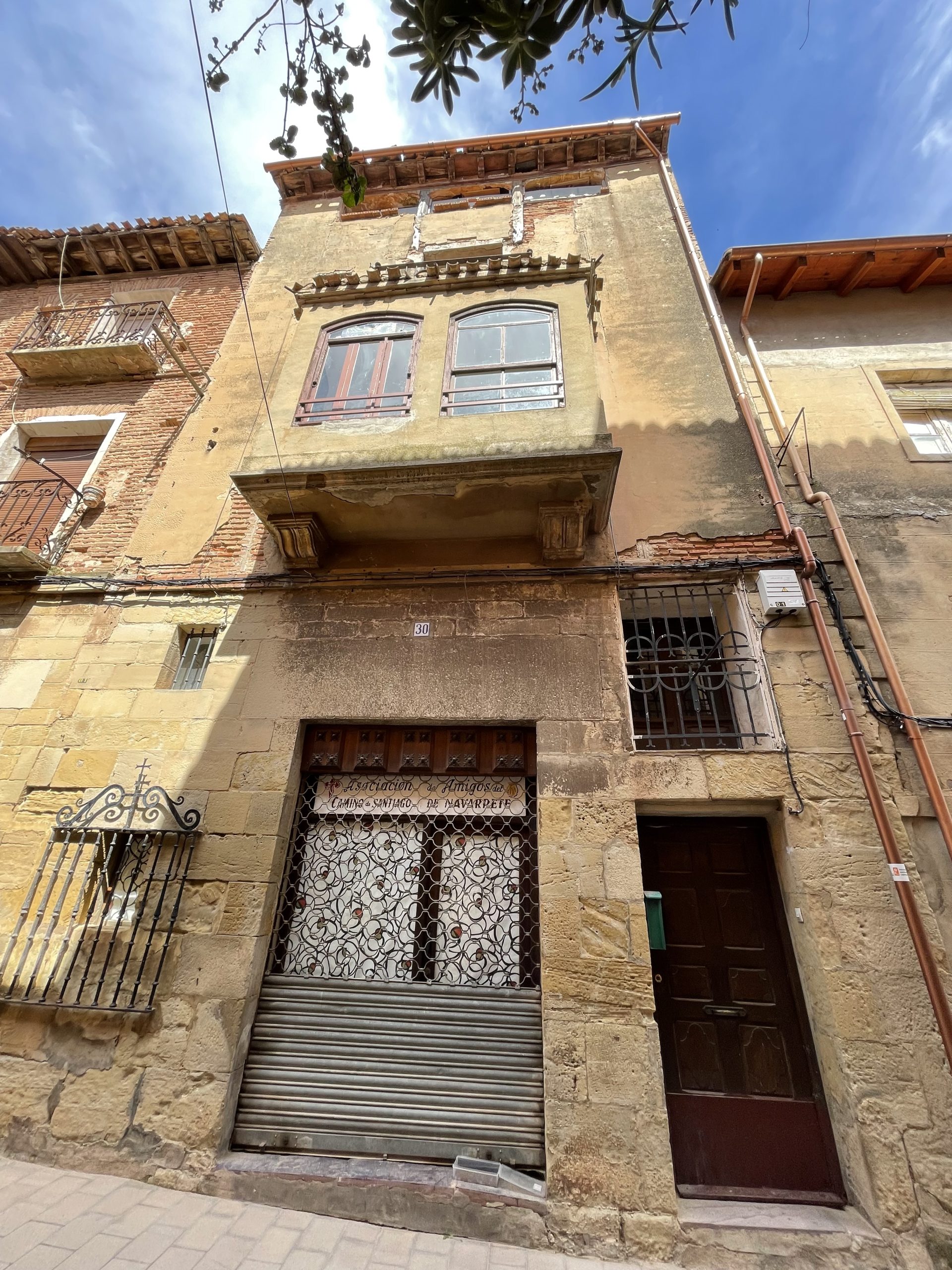 Una vecchissima casa nel paesino