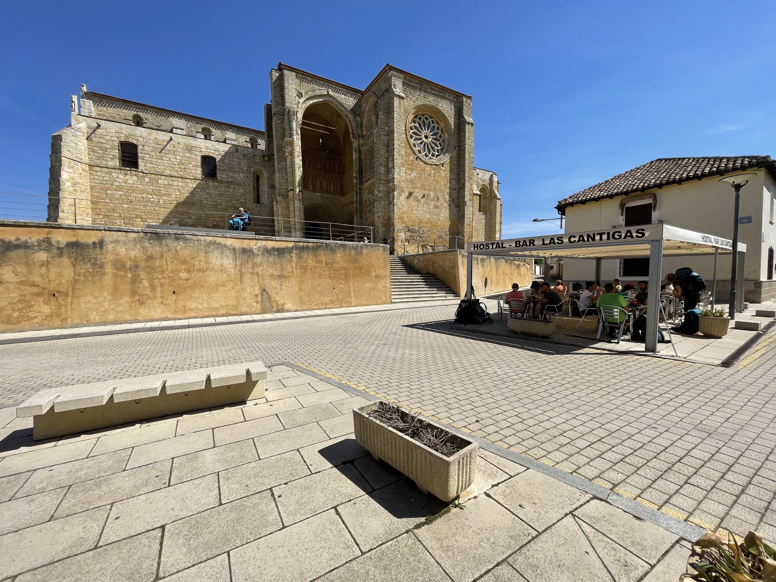 Un sacco di chiese. Alla fine ti stufi pure di vederle. Molto Belle comunque, poi fuori che dentro.